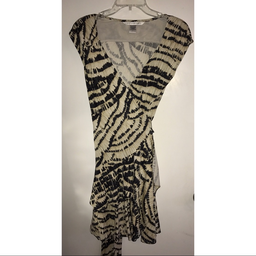 DVF Wrap Mini